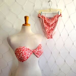 Unique 21 (2 Piece) Bikini Swimsuit / Apricot & White / Top 6 Bottom 8